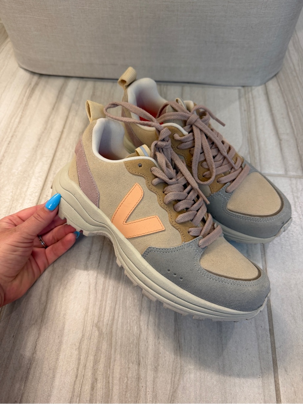 Veja Venturi Runner Sneakers